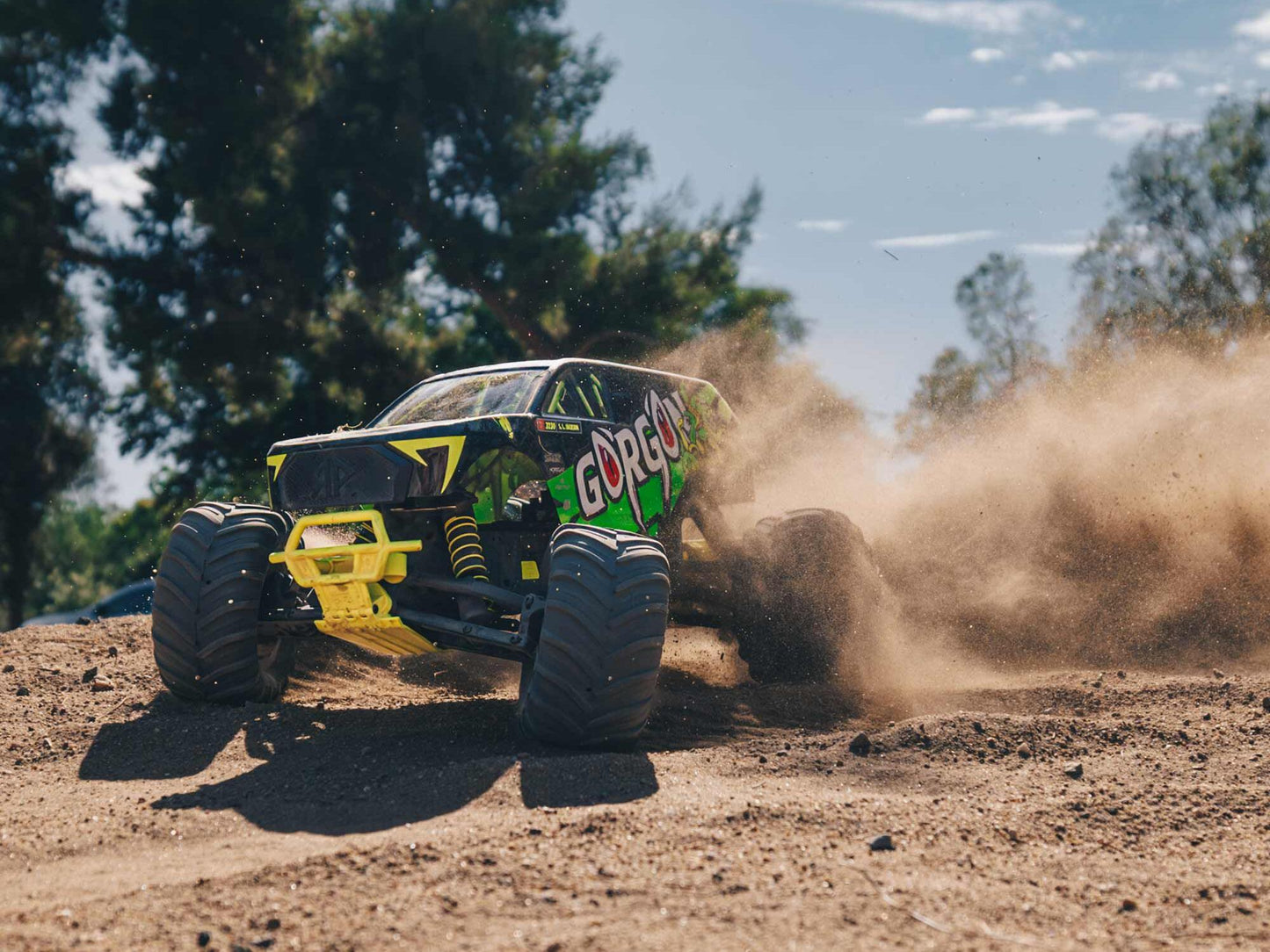 ARRMA Gorgon 2wd MT 1/10 RTR Smart w/8.4v Batt/USB Charger Yellow